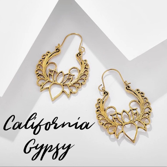 Mandala Lotus Antique Gold Boho Earrings - Picture 2 of 7